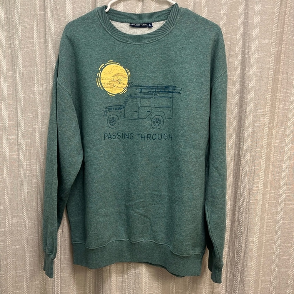 Quiet Storm brand Jeep printed sweatshirt, size L.